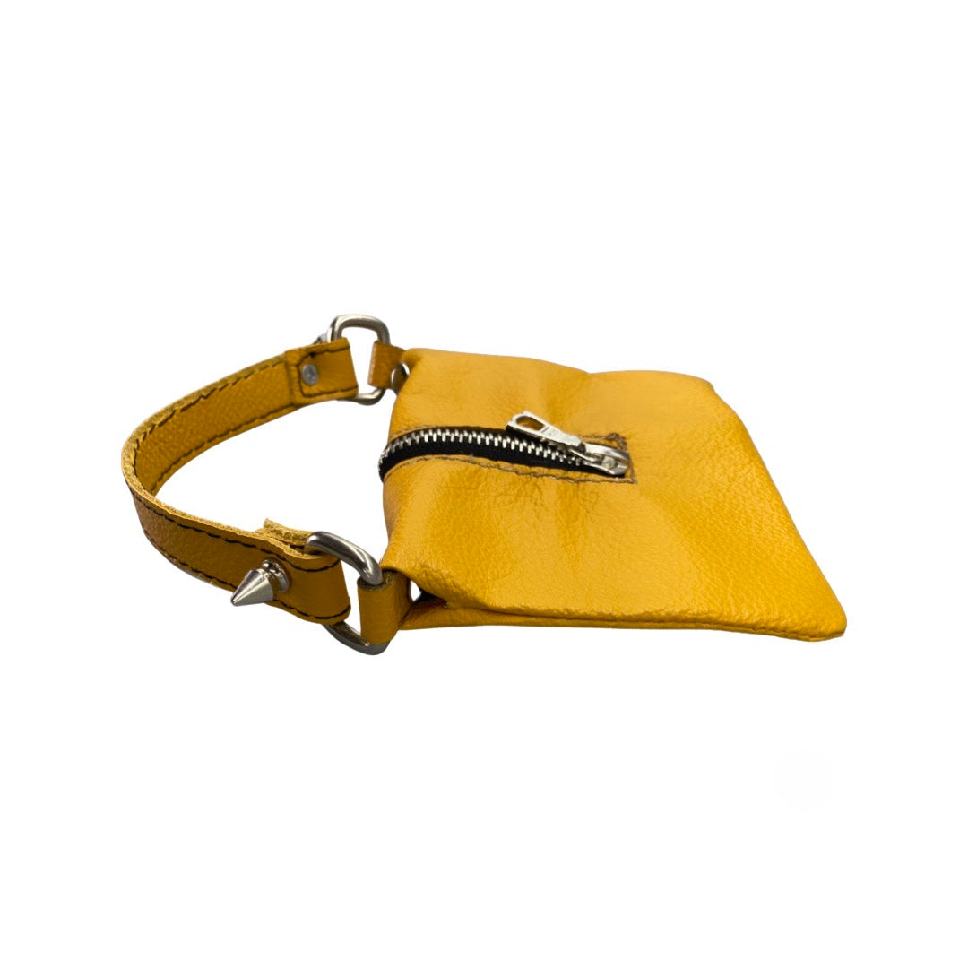 BB coin purse with spike studs